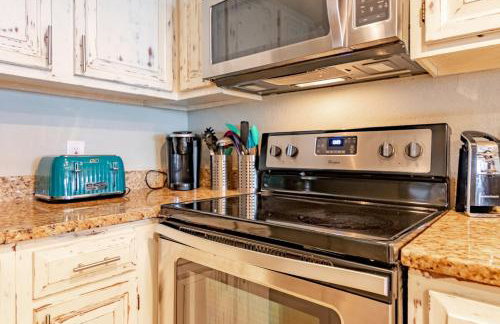 Emerald Seascape! Gulf front! Dog friendly! - Foto 49