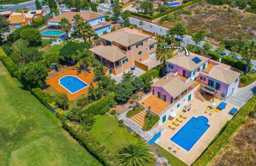 Villa Daisy by Villa Plus - Foto 14