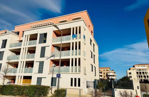 T2 récent 45m2, Parking inclus, Clim - Foto 4