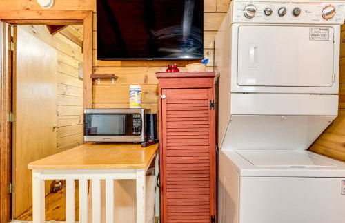 Cozy Pelsor Cabin with Mountain and Valley Views! - Foto 10