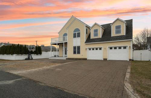 Sandy Toes Ocean Views Steps to Beach Deck - Foto 1