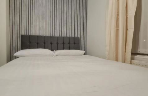 Freshen up Stays Walsall - Foto 8