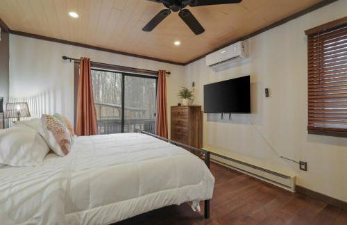 Luxurious Poconos Retreat - Hot Tub, Sauna, Games - Foto 18