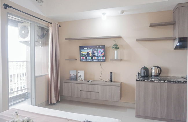 Good Choice and Comfy Studio Apartment at LRT City Jatibening - Photo 8