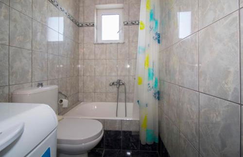 Valtaki Holiday Home - Photo 11