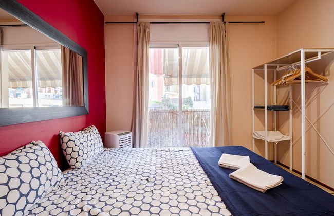 Comfortable 3BR Apartment Close to Placa Espana and Sants Station - Foto 6