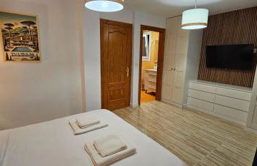 Villa 500 al Sol - with Pool - Photo 14