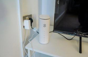 Zeenat Central Bury - Modern 2BR with Free Parking Sleeps 6 - Foto 10