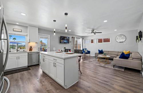 The Sky Lounge - Photo 11