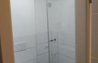 Schöne, gemütliche möblierte 2 Zi Wohnung in RGB - Foto 8