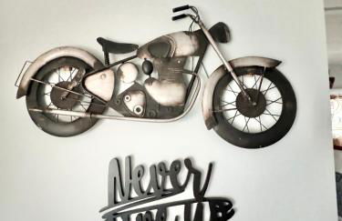 Route 66 Pop Stop-Minutes to Main St - Foto 8