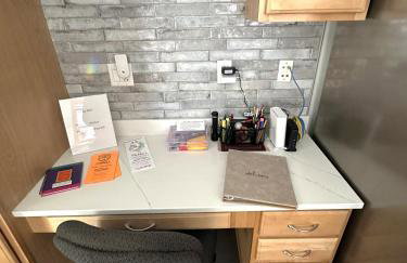 Private 5-Acre Escape - Pool, Lake & Gardens - Foto 35