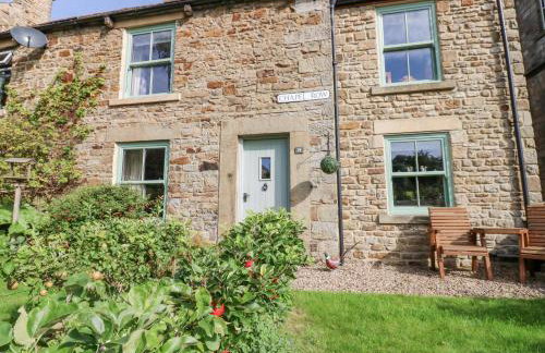 Chapel Cottage - Photo 2