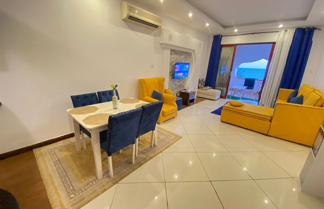 Lily Beachfront Apartments - Photo 9