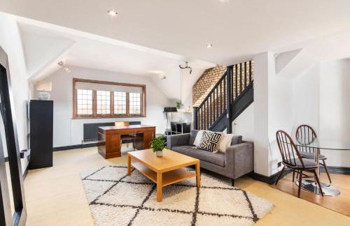 Designer 1 bed Loft Apartment, SW16 - Foto 8