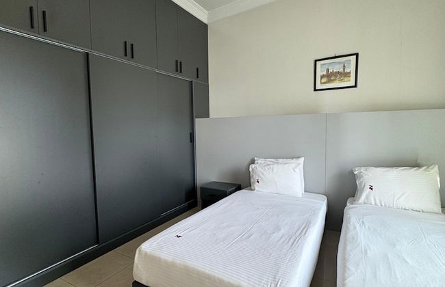 NY Suites Hotel - Photo 15