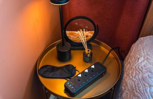 Hot Tube&Private Driveway&11 Guests Family&Contractors Bedford - Foto 7