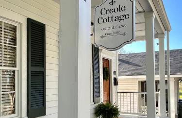 Creole Cottage - 2 Bed, 1 Bath, Pet Friendly with Fee, Walk to Downtown, Grill, Washer & Dryer - Foto 17