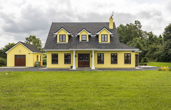 Large 5-bed Country House, Aughagower, Westport, - Foto 1