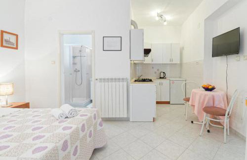 Apartments Susie by Rent Istria - Photo 12