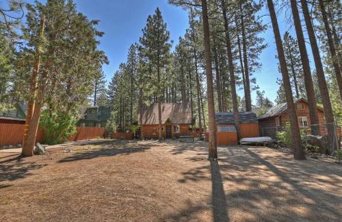 Bear Country Retreat, Fawnskin Near the Lake - Foto 15