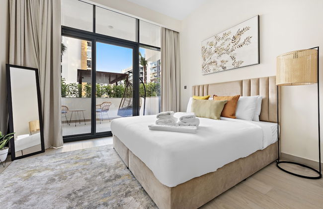 WelHome - Your Dubai Getaway: Cozy Studio at Azizi Rivera 4 - Photo 3