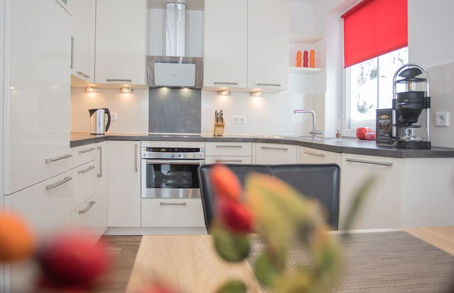 Bright Flat in Neuastenberg With Terrace - Foto 6