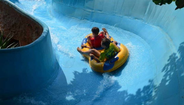 Biglietti per il parco acquatico Le Caravelle - Foto 2, Scivoli del parco