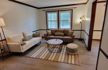 100 Acre Red Brick Ranch Hocking Hills Cabin Hot Tub 12 - Foto 6