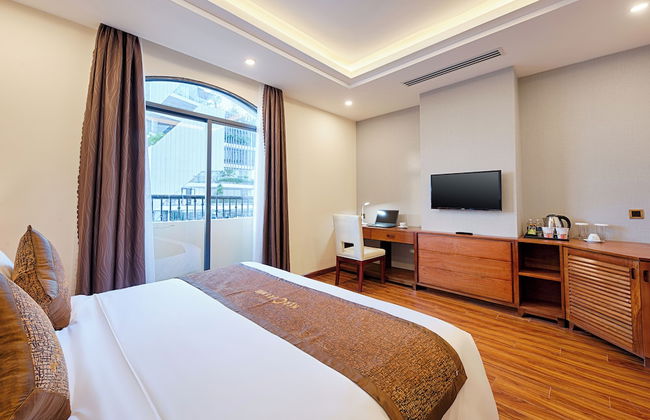 Mercury Apartment Danang - Photo 12