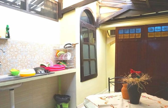 Kanti Kinasih Homestay by The Grand Java - Photo 12