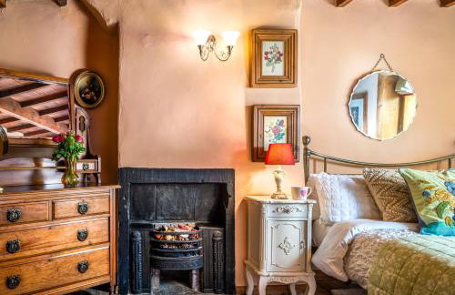 Historic, Hidden, Cosy, Log Burner, 10mins walk to Holmfirth - Foto 21