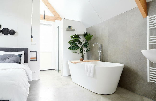 Romantic Wellness Escape - Photo 16