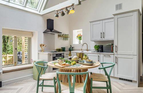 The Enchanted Cottage - Photo 4