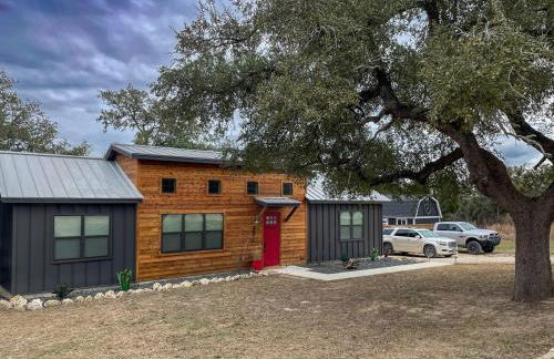 Secluded Hill Country Getaway with Spa and Sauna - Foto 21