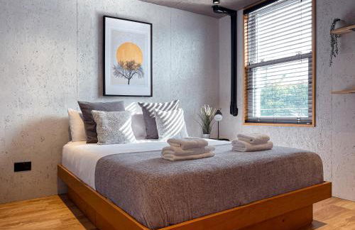 Stylish Two Bedroom Apartment Free WiFi West London - Foto 7