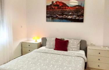 Soho Boho Apartments - with sunny rooftop terrace and fiber optic internet - Photo 44