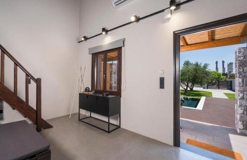 Eightyfour Living with private pool - Foto 7