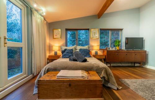 Somerset Lodge, a secret hideaway - Photo 6