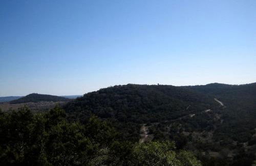 Pet-Friendly Cabin Rental for Two in Pipe Creek, Texas - Foto 15