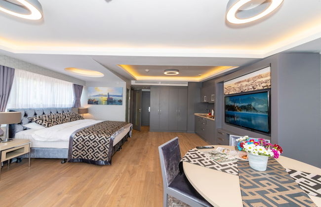 Feri Suites - Photo 27