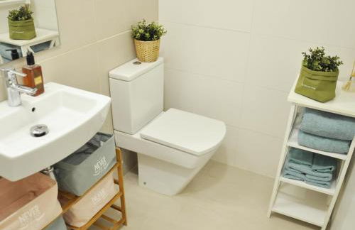 Casa familiar luminosa con piscina, cerca de la playa y parques, ideal para 6 personas en Cubelles - ES-332-5 - Photo 17