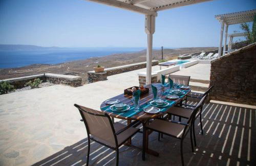 Villa with infinity pool and exceptional sea view - Foto 16