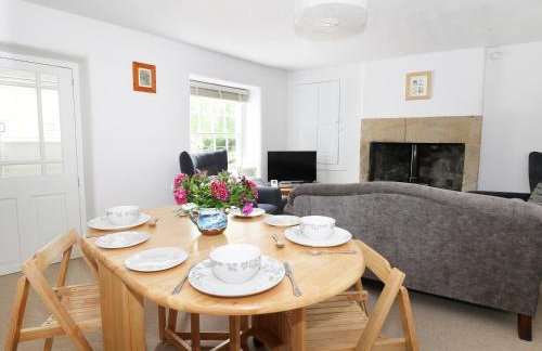 Gritstone Cottage - Photo 10