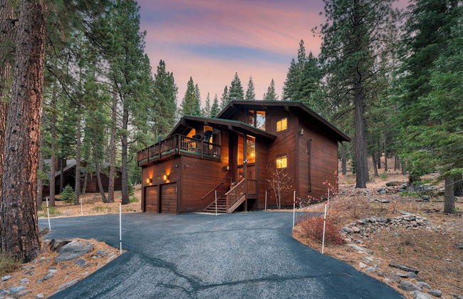 Northstar Hideaway by Avantstay 5mins to Skiing! - Photo 45