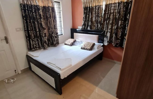 S4 SRUTHI SERVICE APARTMENT - Foto 1