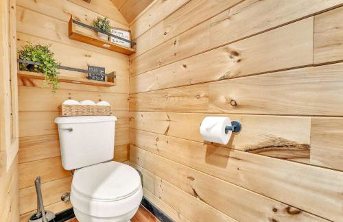 Rivers Ledge Cabin with breathtaking views hot tub & indoor pool - Photo 24