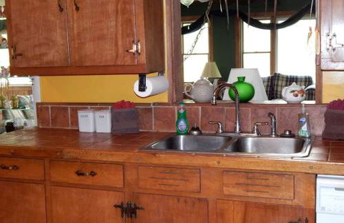 Secluded Cabin Rental for a Large Group Getaway on the Shenandoah River near Luray, Virginia - Photo 24