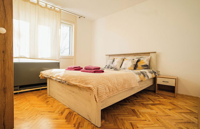 VP Apartment - A Forest Retreat in the Heart of the City! - Foto 3