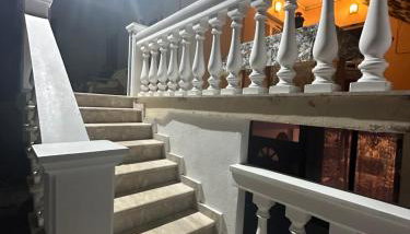 Lidas Golden View-All around veranda apartment - Foto 3